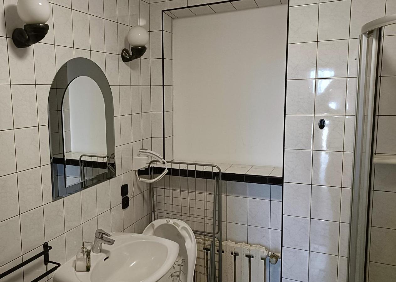 Dom Wypoczynkowy Rybnicka - Apartamenty Gdynia Exteriör bild